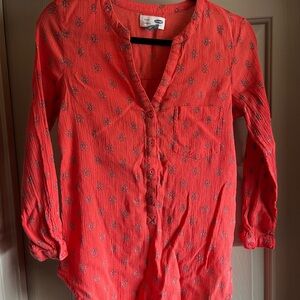 Old Navy Women's Bright Red Patterned Blouse